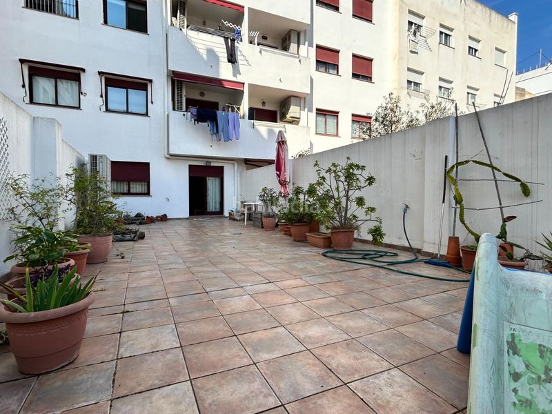 Foto cf074151-a55d-413d-911d-a353d5c90a70. Pis amb calefacció aparcament a Centro Histórico Gandia