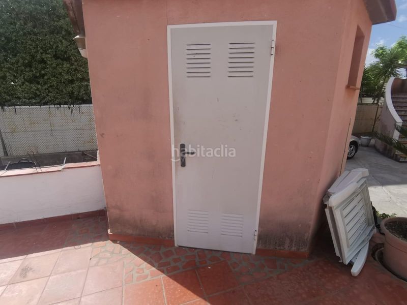Foto cbeecd3c-81f9-4a40-85a6-90f0dfdb3f5e. Chalet con riscaldamento parcheggio piscina in Oliva playa Oliva