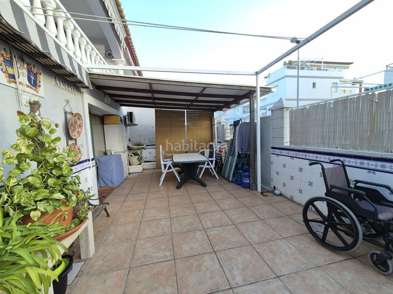 Foto c2e6b61b-ae6f-4074-8fc1-2d1ef24db75e. Casa pareada en Oliva playa Oliva