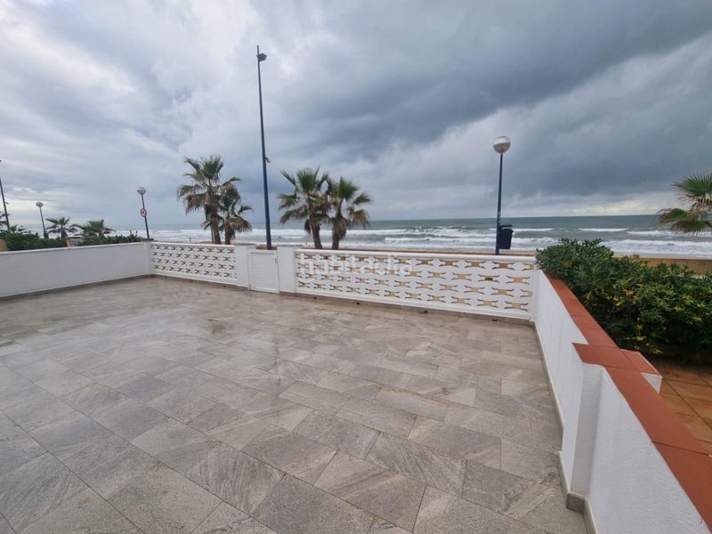 Foto c677c266-2bd7-40a0-a3ee-1418e8b521ca. Chalet with heating parking in Miramar