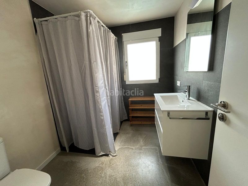 Foto de84cc93-4a00-45c1-b20f-206e3c185384. Xalet amb calefacció aparcament piscina a Font d´en Carròs (la)