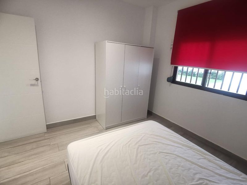 Foto dddc7b46-1703-438c-853d-d1fbafbad658. Casa adosada en Daimús