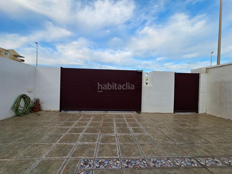 Foto 650c5757-5022-4c81-9247-440c6a33c422. Casa adossada amb calefacció aparcament a Daimús