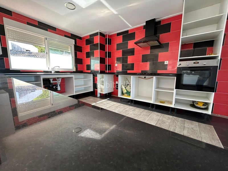 Foto 73cb9158-779f-42a7-9567-8c9688ed9c21. Casa a Ador