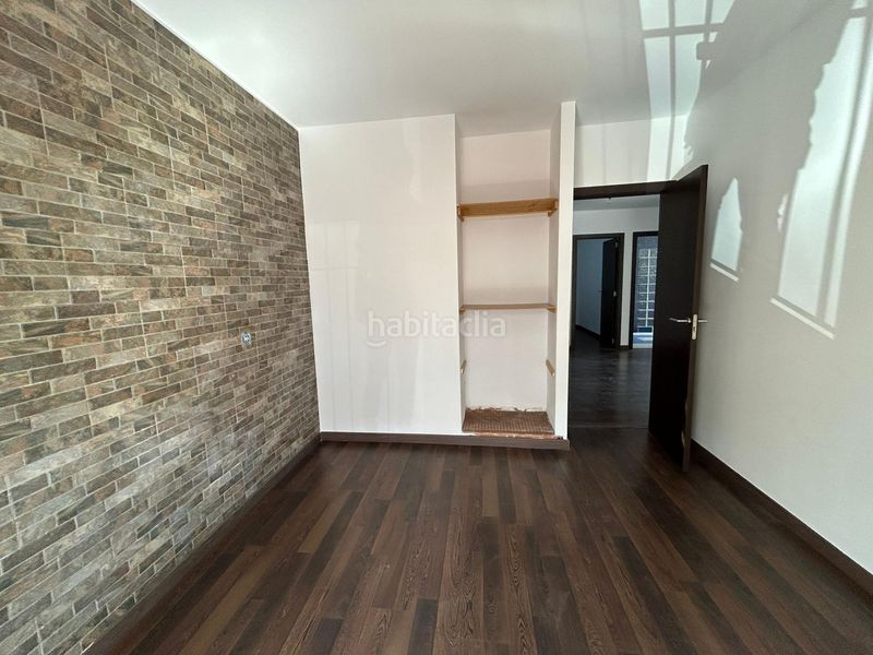 Foto b7f3e029-2a75-47d6-a3c4-76c438c9e0b9. Casa a Ador