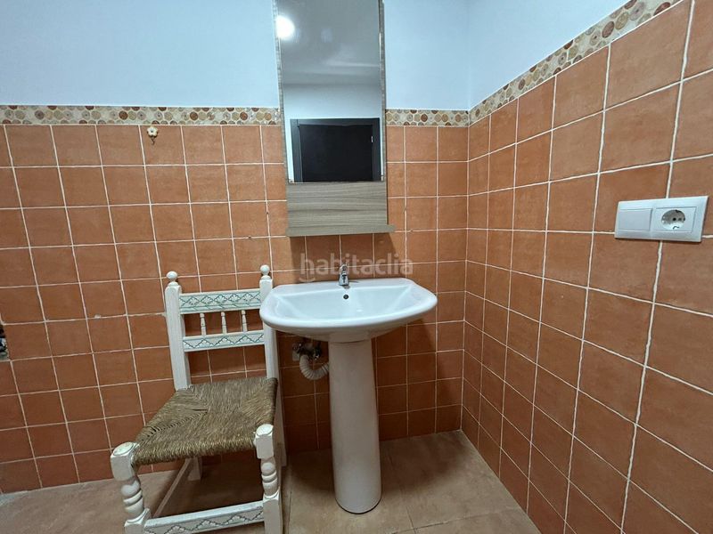 Foto c566fe91-f479-4836-b134-c46e1cc15681. Casa a Ador