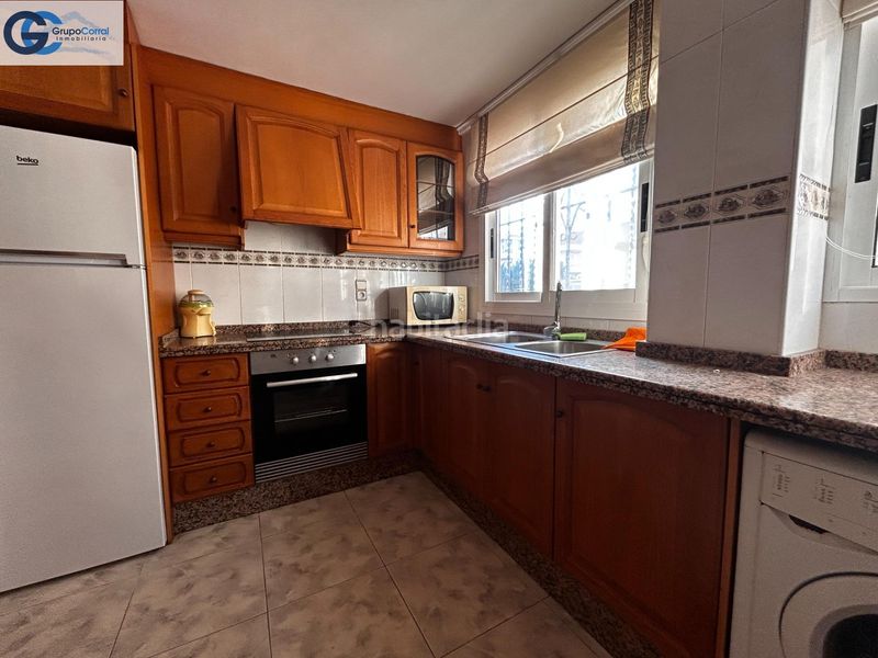 Foto 4d63edff-a881-46a3-8de8-4f6dcec564fc. Apartament a Piles