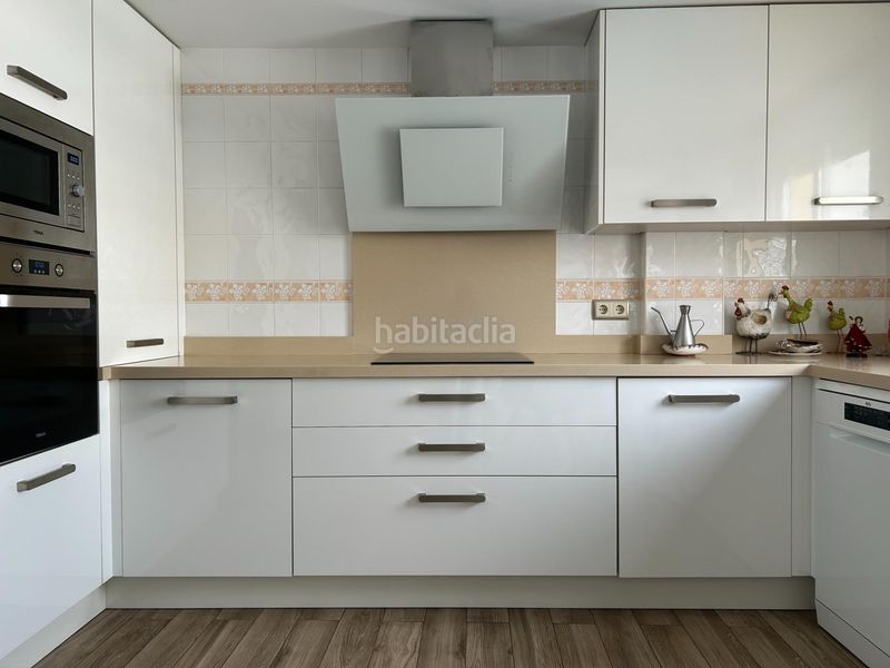 Foto 5b58d600-93f4-4239-97ef-ee8063c959f8. Casa adossada amb calefacció aparcament a Daimús