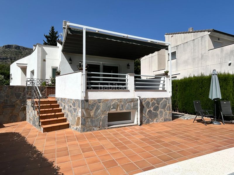 Foto 426ab25b-6a18-48a7-8467-fe0f87df8266. Xalet amb calefacció aparcament piscina a Barx