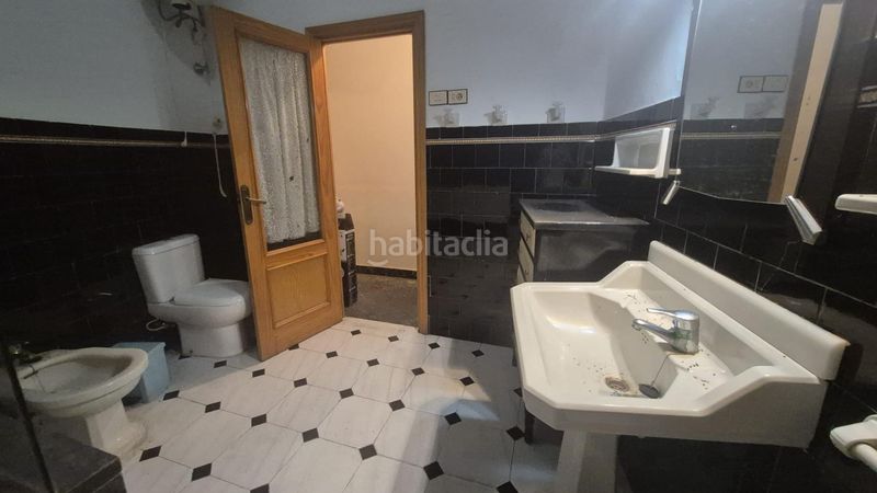 Foto 58acf7be-3ff2-435d-bd88-7d4ec8e2659f. Casa amb calefacció aparcament a Centre Alzira