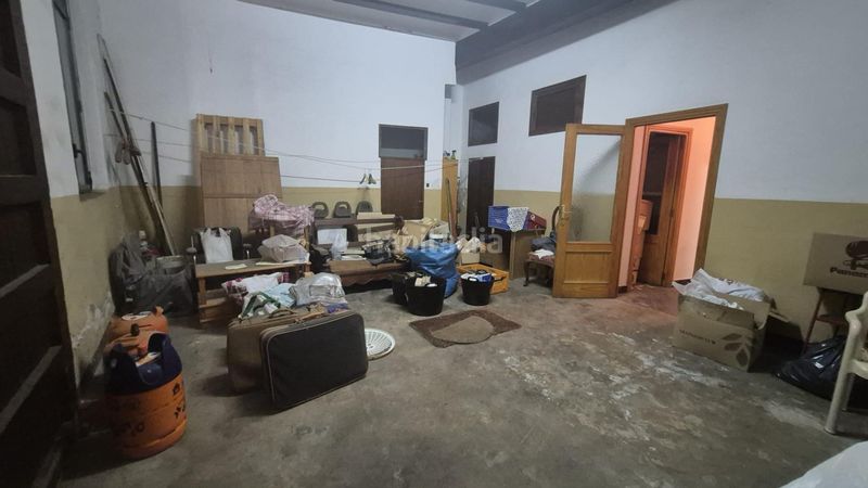 Foto a1ae37e5-113a-4a7a-95bc-a22bae6ad014. Casa amb calefacció aparcament a Centre Alzira