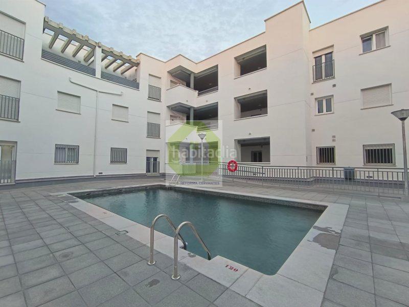 Foto 1f57d1eb-8bac-498d-bb65-9fde47834a80. Lloguer pis amb aparcament piscina a Residencial Triana - Barrio Alto Gabias (Las)