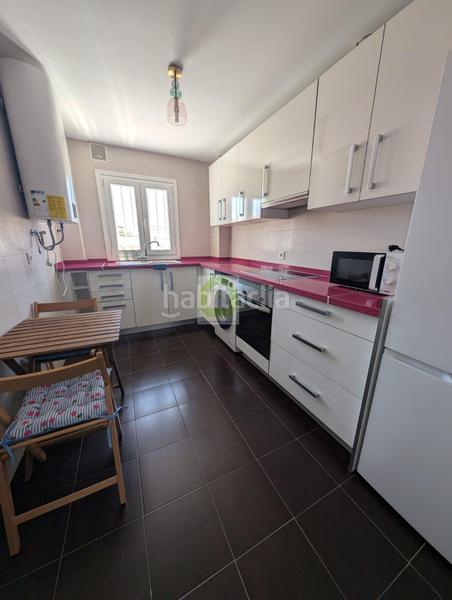 Foto 521e26fc-ea42-40b3-8890-2770ae16dc92. Lloguer pis amb aparcament piscina a Residencial Triana - Barrio Alto Gabias (Las)