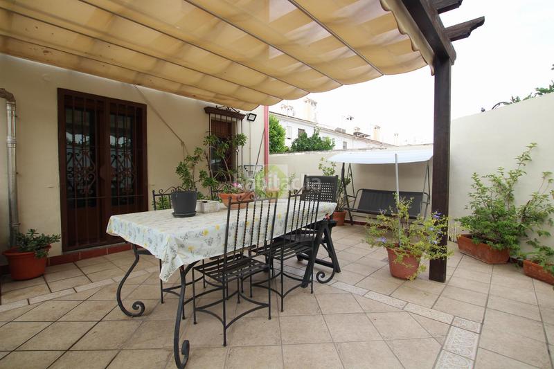 Foto 50cfa7b2-e2bd-4719-8c13-c1b77487cb78. Casa aparellada amb aparcament a Ogíjares