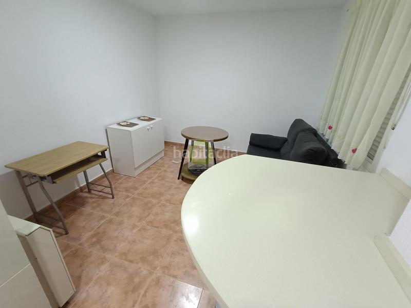 Foto c74bd14d-45bc-4c44-a31d-8720099583b0. Rent flat with parking in Parque de la Ermita Churriana de la Vega