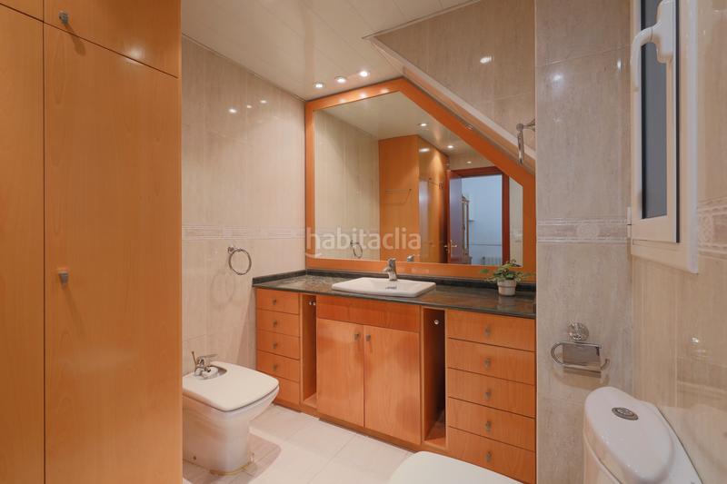 Foto 4211b886-87b3-4dde-8242-7fe07883e91a. Casa preciosa esquinera casa en clot en El Clot Barcelona