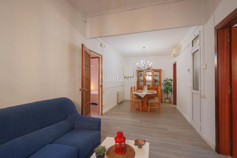 Foto 554cd7c7-5eea-450c-900b-c085128f93f1. Casa preciosa esquinera casa en clot en El Clot Barcelona
