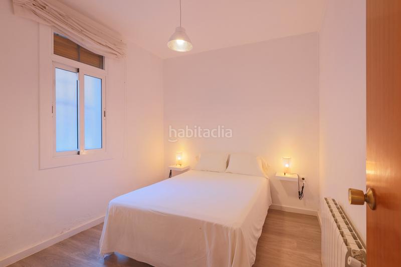 Foto b57e9578-5c4e-4161-9fd6-678293386fa1. Casa preciosa esquinera casa en clot en El Clot Barcelona