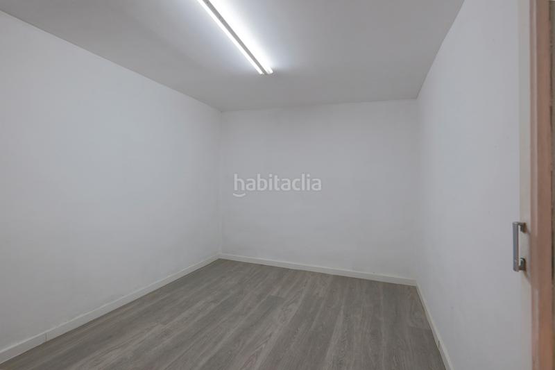 Foto ecc29d63-febf-4b1f-9ba8-7338746af769. Casa preciosa esquinera casa en clot en El Clot Barcelona