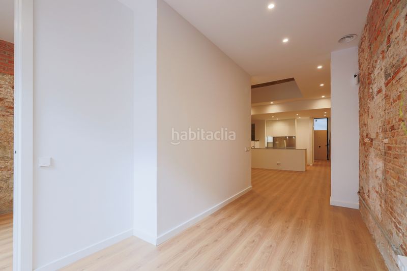 Foto 1fa2b2b8-747d-4865-966a-fe78ca3bb836. Erdgeschoss mit heizung in Centre Badalona