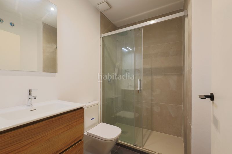 Foto 509202e3-3ce6-4464-aa61-a07b3a36e0a2. Erdgeschoss mit heizung in Centre Badalona