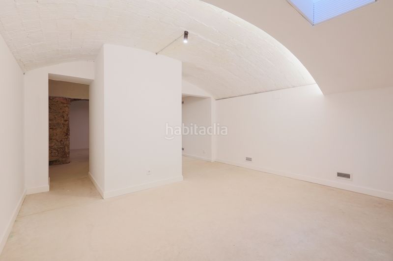 Foto 6e7e6fa9-bc8d-44c1-a14d-de28779f5ad3. Erdgeschoss mit heizung in Centre Badalona