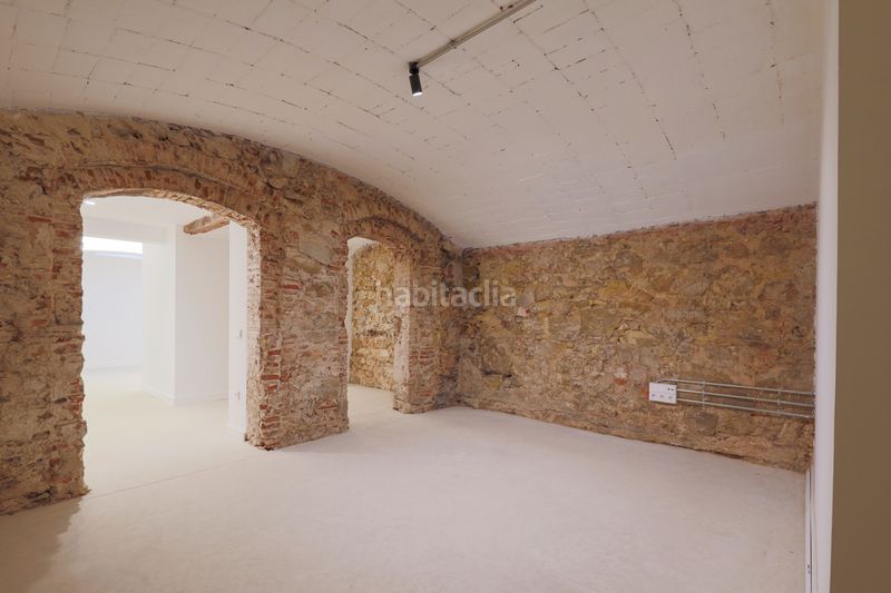 Foto 7ad0b0d0-f8a6-430b-9562-fa85e54fd58d. Erdgeschoss mit heizung in Centre Badalona