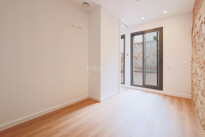 Foto ccdba9ab-282e-4420-be18-25d684c7ada0. Erdgeschoss mit heizung in Centre Badalona