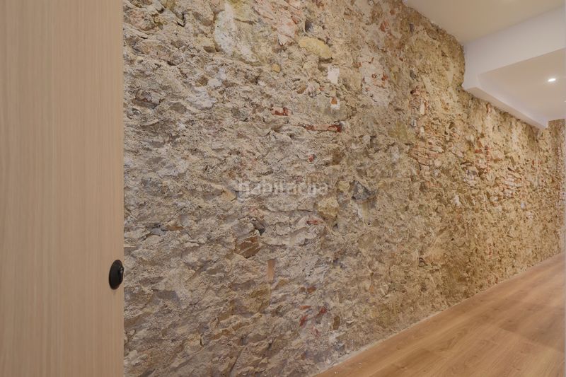 Foto daccdd18-aada-45c2-b767-d8a951ba4f0f. Erdgeschoss mit heizung in Centre Badalona