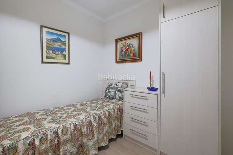 Foto 74e977a8-d239-46a2-ba30-75337518fc13. Pis a El Camp de l´Arpa del Clot Barcelona