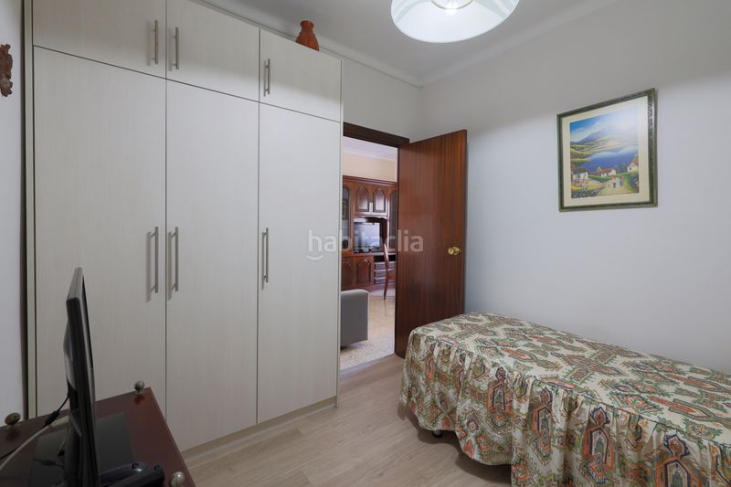 Foto fbbab0e9-cea3-4032-9e69-166d1eacb2be. Pis a El Camp de l´Arpa del Clot Barcelona