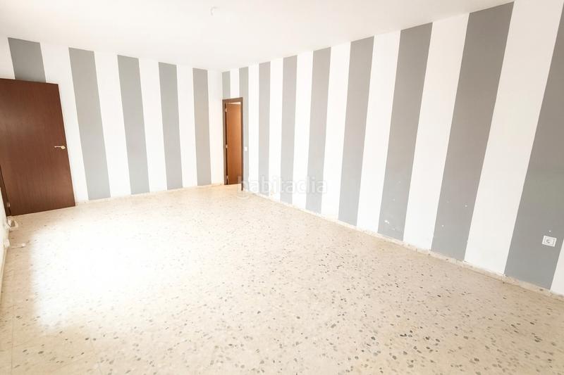 Foto 3e78818e-84cb-4d39-ad3b-a3e0a1a049d4. Piso ¡¡ vivo estudio vende en exclusiva !! en Olivenza