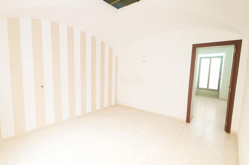 Foto 42d8d1f3-e11f-42a1-8aa1-49f20e261932. Piso ¡¡ vivo estudio vende en exclusiva !! en Olivenza