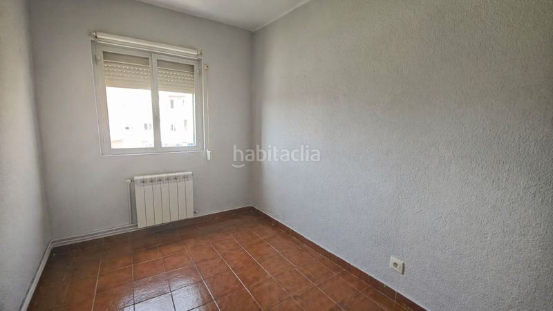 Foto b9536859-be9b-47e6-80e4-1de226ecaa96. Pis amb calefacció a Pinar del Rey Madrid