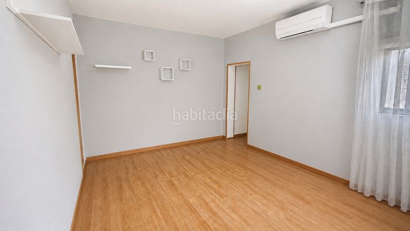 Foto d373ffc2-20b6-4d15-bb3c-04d2ae39a72a. Pis a Valdeacederas Madrid