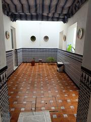 Maison à Méndez núñez 28a. Se vende casa de una planta cerca de avenida santa lucía