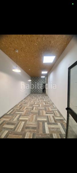 Foto fe05d643-f467-4a8f-83e7-73dd2cff85ff. Local comercial a calle la plata 32 a Centro Alcalá de Guadaira