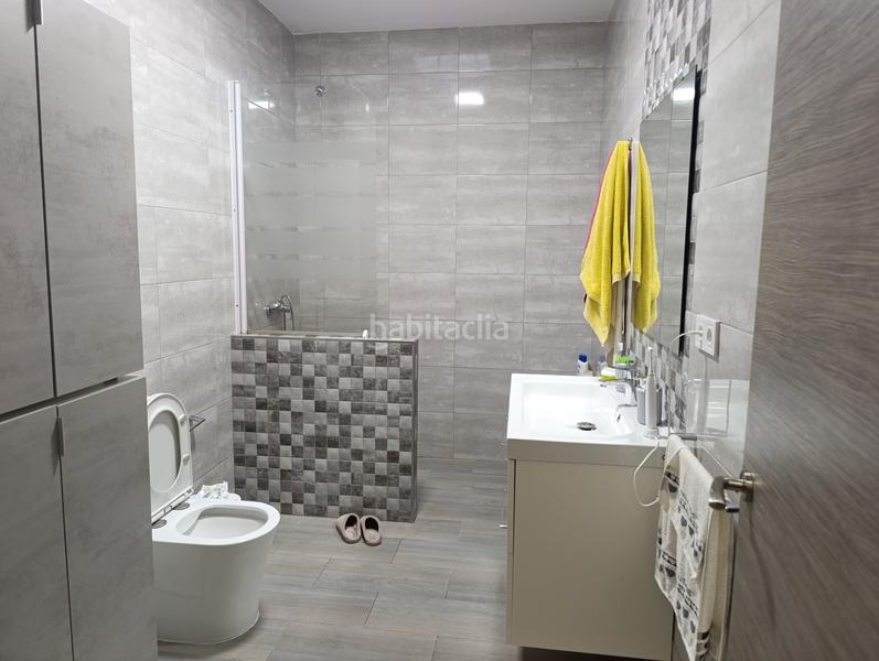 Foto f19cae96-919f-4c5e-a4ae-7141bfd86974. Haus in calle zacatín molino bajo 25b in La Paz Alcalá de Guadaira