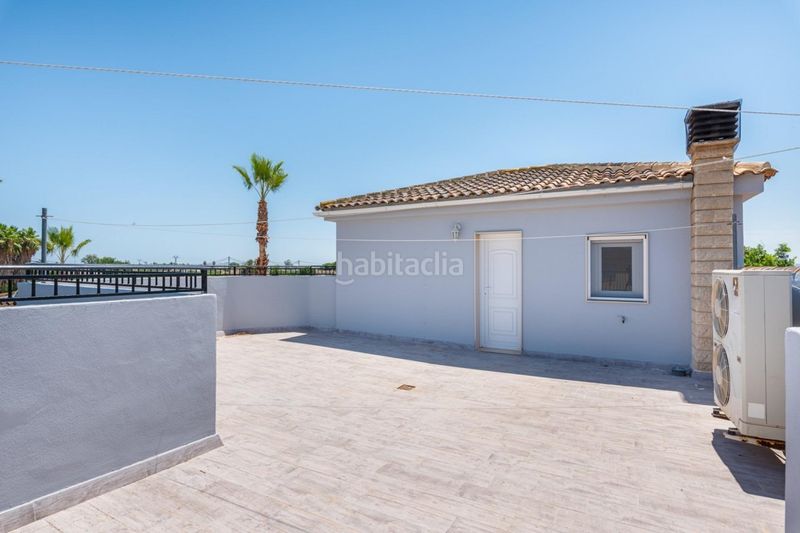 Foto d9cdc6a4-fd64-42ef-a11e-172b5c365542. Casa a Catral