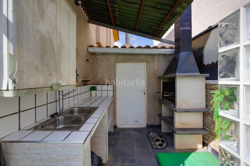 Foto c20ac25c-ba8d-4726-8fd7-d018db4a2800. Xalet a Montesinos (Los)