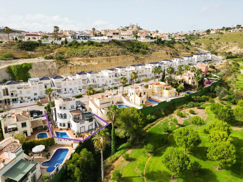 Foto 656fc2dc-d97b-4f5e-b35d-93a8f8631942. Chalet en La Marquesa Rojales