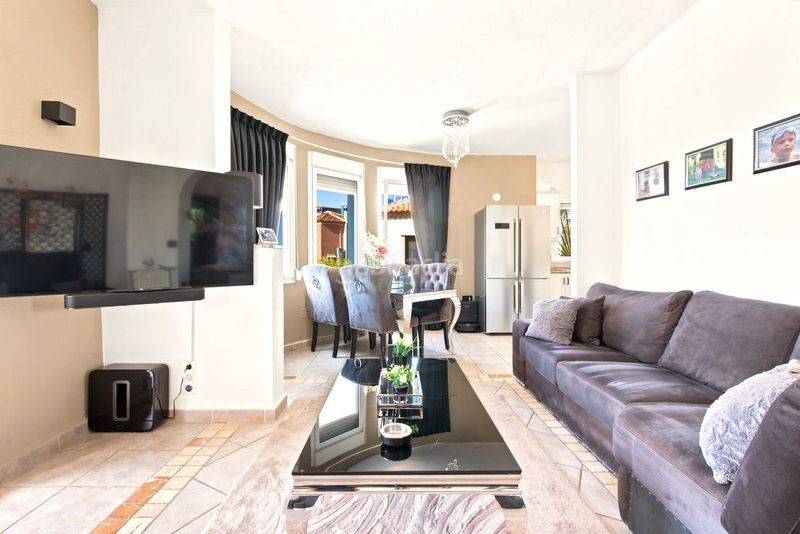 Foto a6033b93-cad2-4c76-b0ae-0350e962974c. Chalet en La Marquesa Rojales