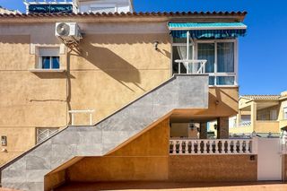 Casa a Parque Acuático - Sector 25