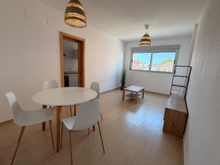 Piso en Formentera del Segura. Luminoso apartamento de 2 dormitorios en zona residencial de for