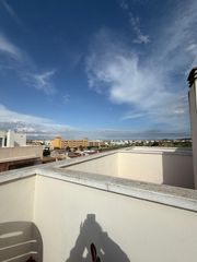 Piso en Formentera del Segura. Espectacular piso de 3 dormitorios con sol�rium privado, garaje