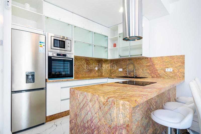 Foto 4d986a0c-dee4-403b-80e4-c8b6e0467399. Chalet con riscaldamento parcheggio piscina in Los Almendros Orihuela