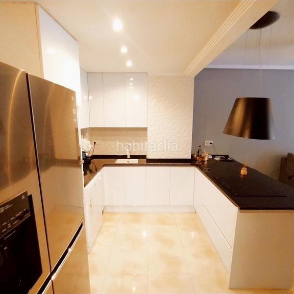 Foto 10df6a3c-53b0-44b5-aa12-72c15ad479d1. Duplex with pool in Campoamor Orihuela