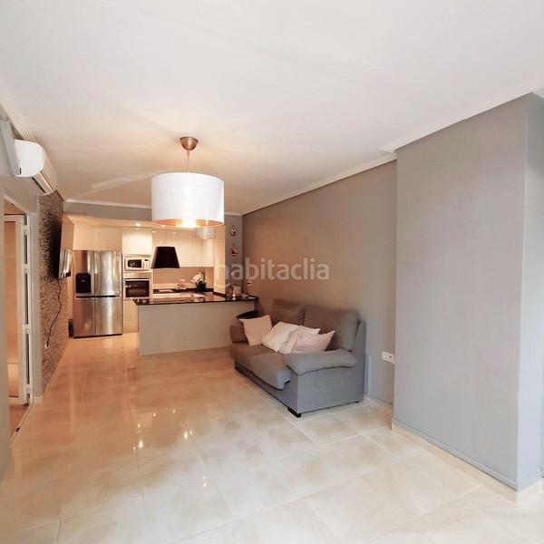 Foto 9bf6c6e0-832a-481a-94d7-195364de8d9c. Duplex with pool in Campoamor Orihuela