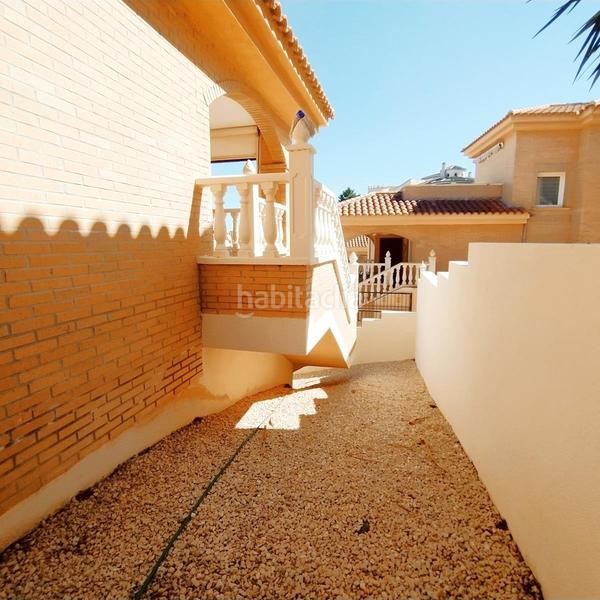 Foto 68bc1486-7915-45a0-b3a1-ae950405ca44. Chalet con parcheggio piscina in Rojales