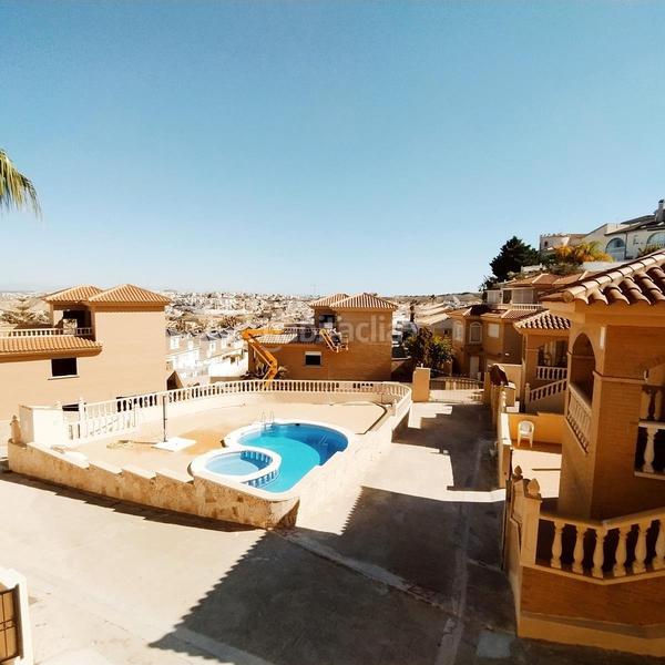 Foto 7dfbd595-a599-4015-8c0d-ca29d86385cb. Xalet amb aparcament piscina a Rojales